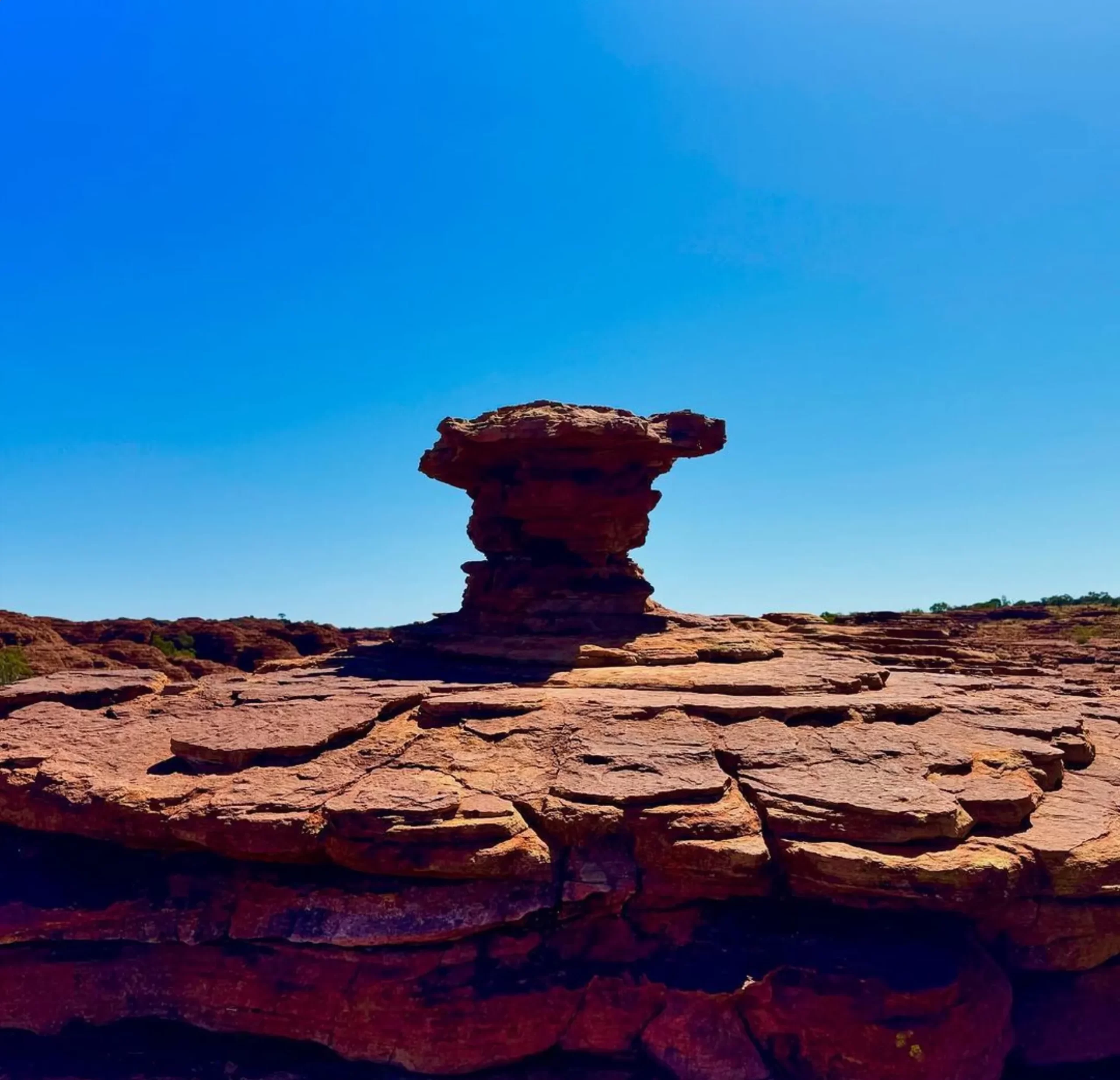 different views, Uluru